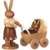 Easter Bunny, Female, Mother With Buggy, Height 11 Cm / 4 Inch, Original Erzgebirge By Mueller Seiffen 1 Easter Bunny, Female, Mother With Buggy, Height 11 Cm / 4 Inch, Original Erzgebirge By Mueller Seiffen -Modern cuckoo clocks Store mu 42164