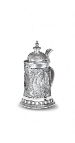 Beer Mug 0.5 Liter With A Pointed Lid