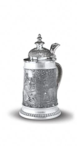 Beer Stein The Hunt 0.5 Liter With A Pointed Lid